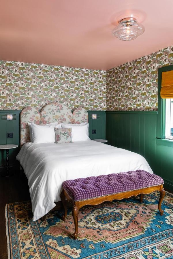 Np Boutique Lodge ビッグ・ベアー・レイク 部屋 写真
